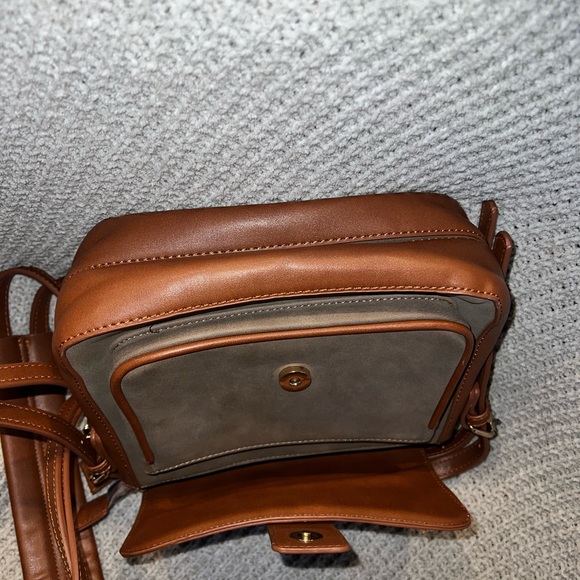 FCC NY Handbag - Picture 4 of 8